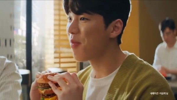 출처 : 한국 맥도날드 공식 유튜브
