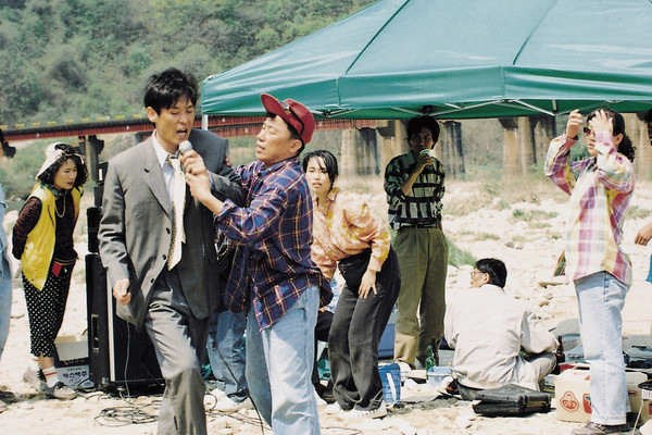 출처 네이버 영화